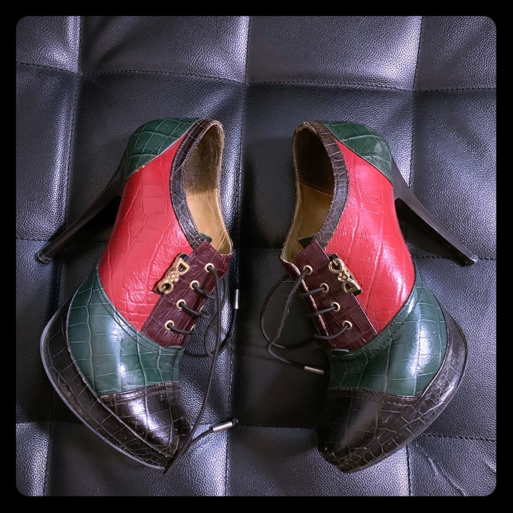 D&G vintage heeled booties